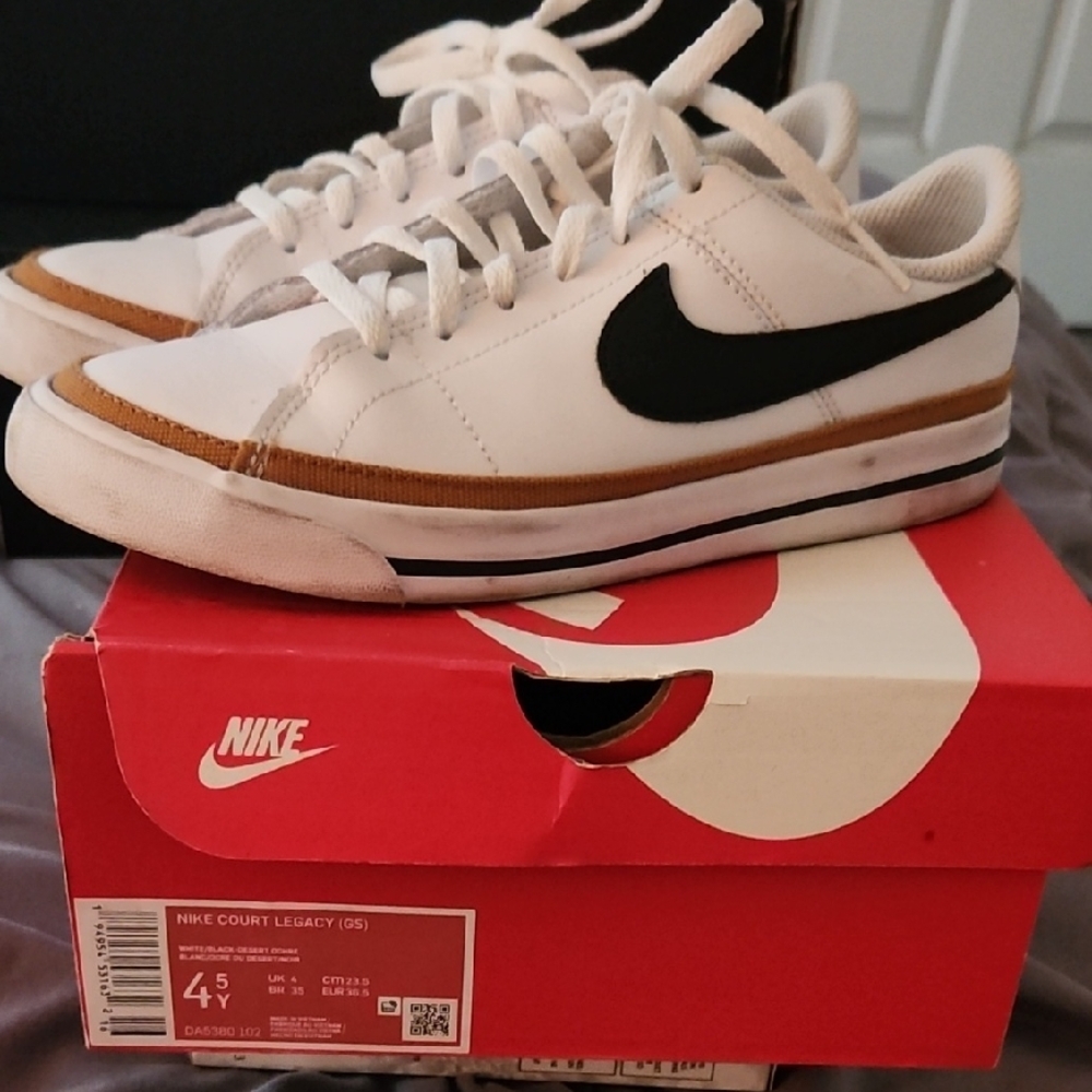 Nike Court Legacy Youth 4White, Black, and Tan Sneakers